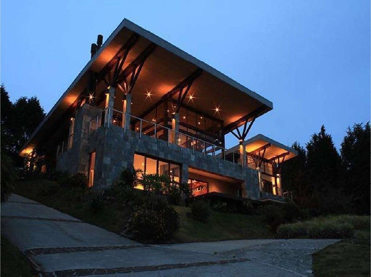 Casa de Lujo en Birrí photo 1